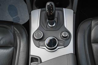 ALFA ROMEO Stelvio usata, con Regolazione elettrica sedili