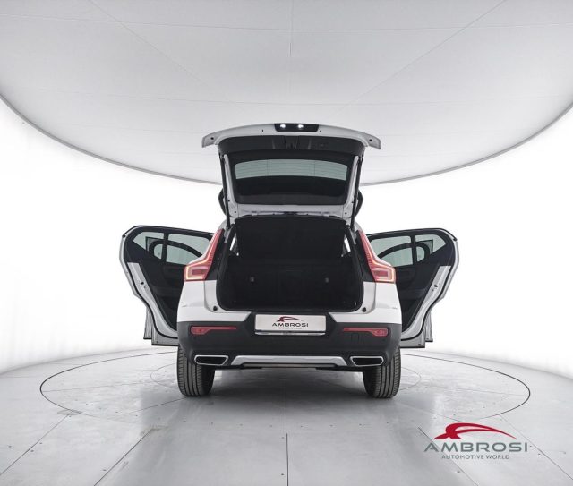 VOLVO XC40 usata 6