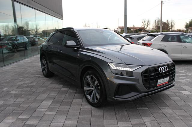 AUDI Q8 usata, con Airbag laterali