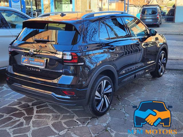 VOLKSWAGEN T-Cross usata, con Autoradio