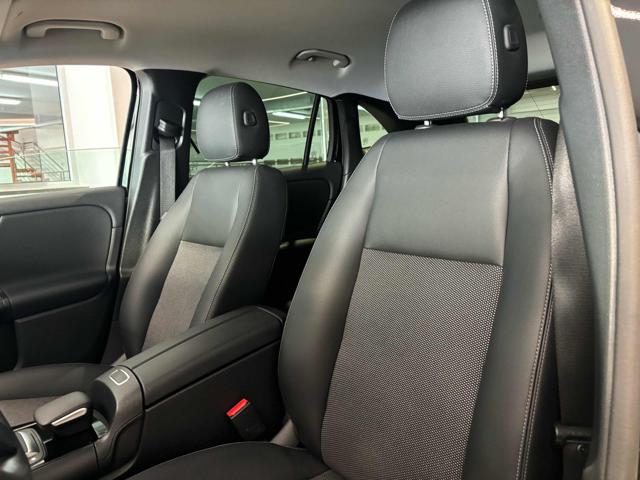 MERCEDES-BENZ GLA 180 usata, con Climatizzatore