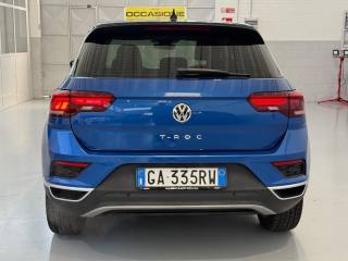 VOLKSWAGEN T-Roc usata, con Autoradio