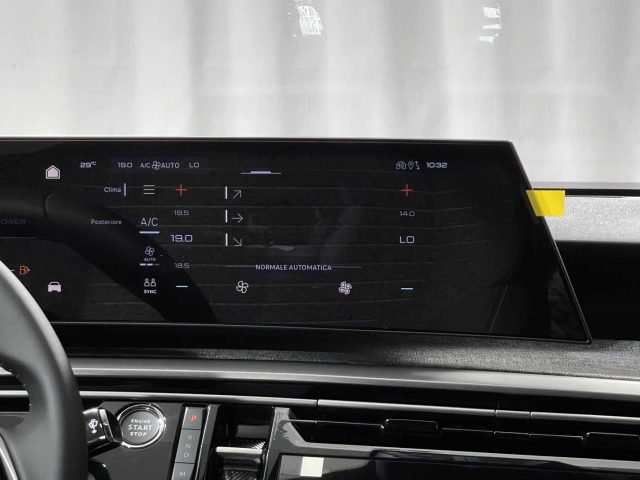 PEUGEOT 5008 usata, con Sensore di pioggia