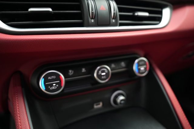 ALFA ROMEO Stelvio usata, con Servosterzo