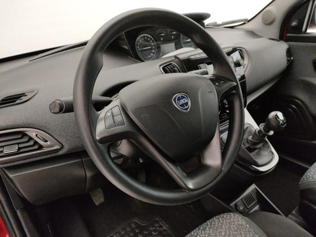 LANCIA Ypsilon usata, con ESP