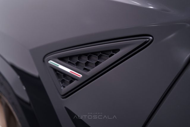 LAMBORGHINI Urus usata 30