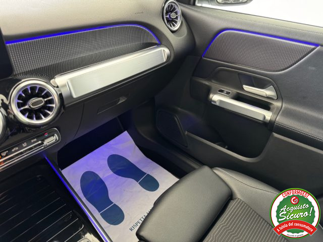 MERCEDES-BENZ GLB 180 usata, con Vetri oscurati