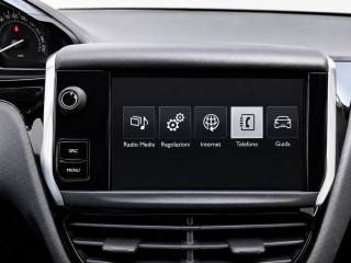 PEUGEOT 208 usata, con Controllo automatico clima