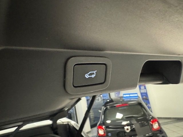 LAND ROVER Range Rover Sport usata, con Controllo trazione