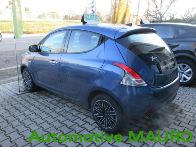 LANCIA Ypsilon usata, con Autoradio