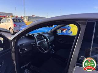 LANCIA Ypsilon usata, con ESP