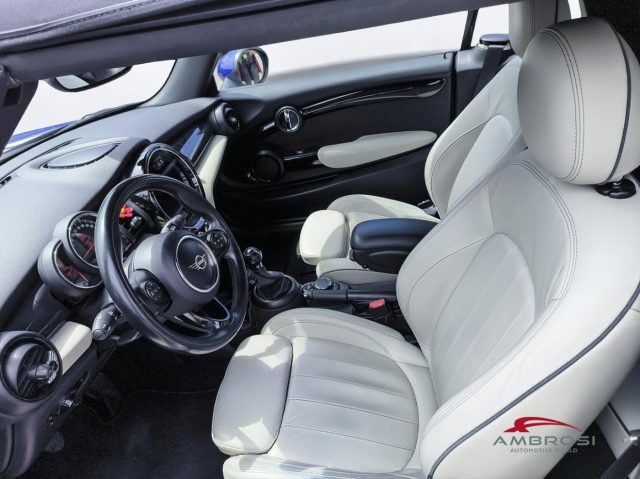 MINI Cabrio usata 8
