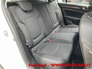 RENAULT Megane usata, con Sensori di parcheggio posteriori