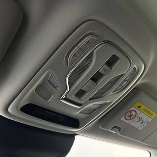 MG HS usata, con Fari LED