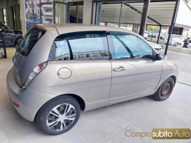 LANCIA Ypsilon usata, con Immobilizzatore elettronico