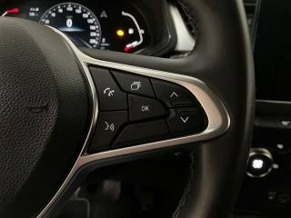 RENAULT Captur usata, con Sensori di parcheggio anteriori