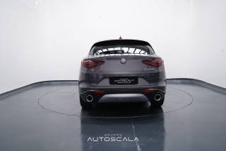 ALFA ROMEO Stelvio usata, con Alzacristalli elettrici