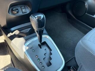 TOYOTA Yaris usata, con USB