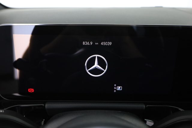 MERCEDES-BENZ CLA usata 6