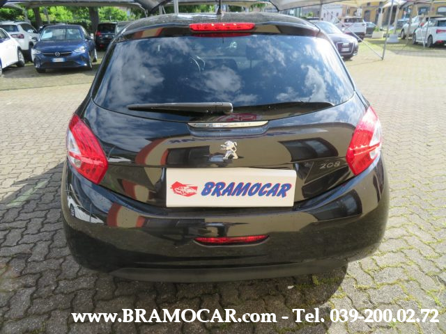 PEUGEOT 208 usata, con Boardcomputer