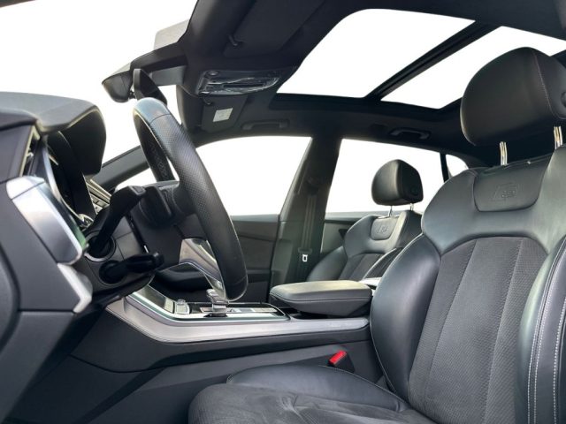 AUDI Q8 usata, con Controllo automatico clima