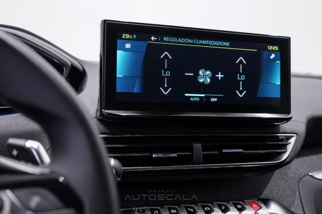 PEUGEOT 3008 usata, con Touch screen