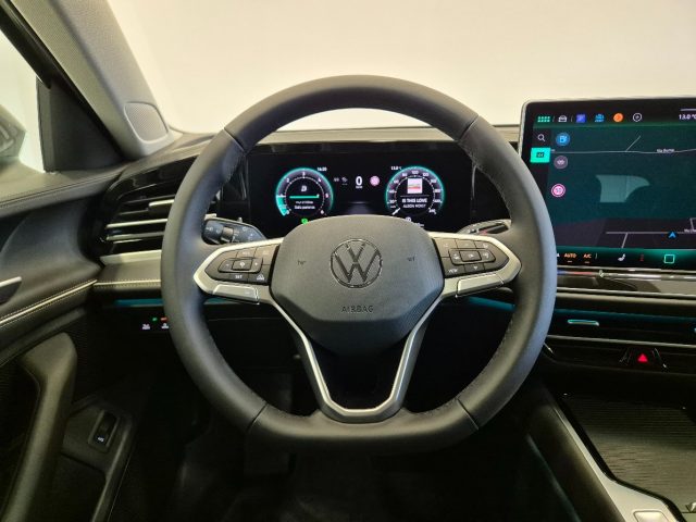 VOLKSWAGEN Passat usata, con Climatizzatore