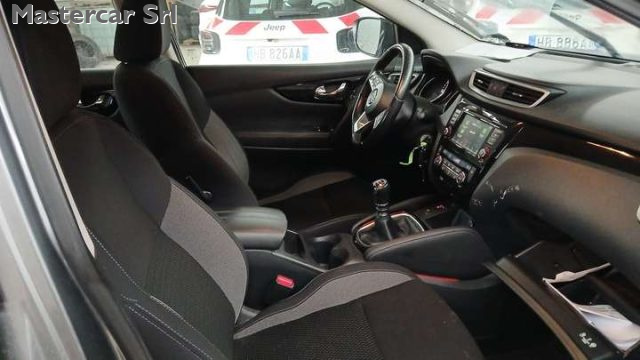 NISSAN Qashqai usata, con Alzacristalli elettrici