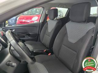 RENAULT Clio usata, con Specchietti laterali elettrici