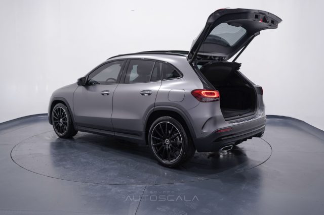 MERCEDES-BENZ GLA 200 usata 42