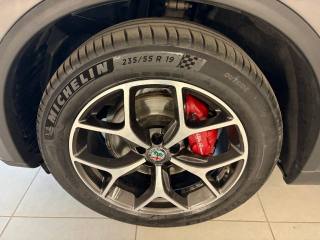 ALFA ROMEO Stelvio usata, con Sensore di luce