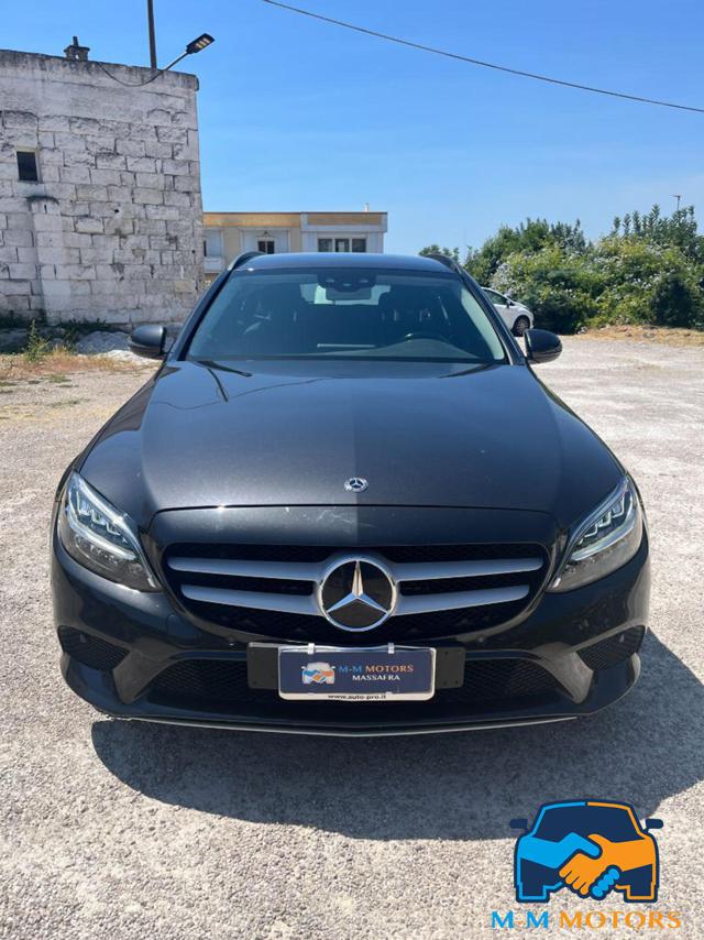MERCEDES-BENZ C 180 usata, con Airbag