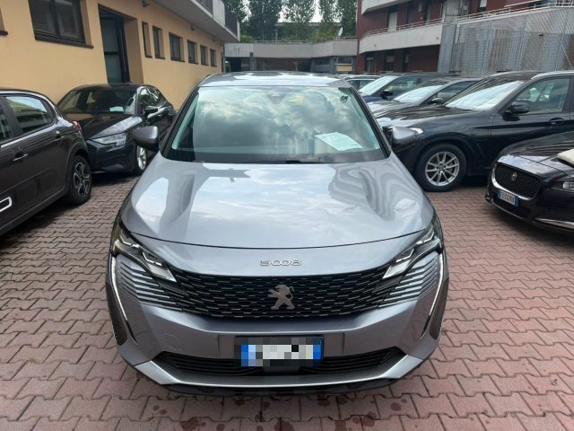 PEUGEOT 5008 usata, con Airbag