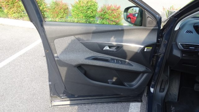 PEUGEOT 3008 usata 48