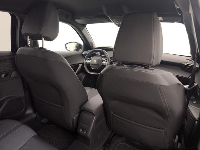 PEUGEOT 2008 usata, con Sensori di parcheggio posteriori