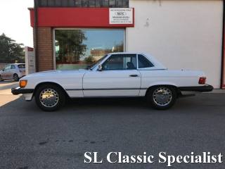 MERCEDES-BENZ SL 560 usata 1