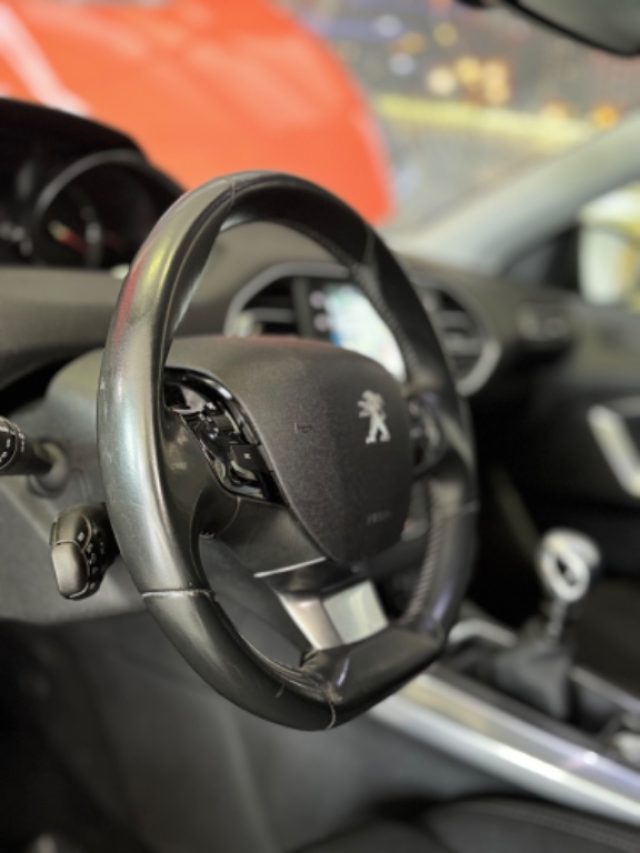 PEUGEOT 308 usata 18