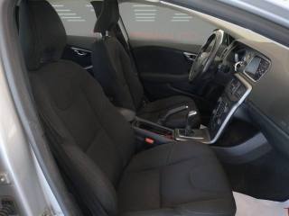VOLVO V40 usata 16