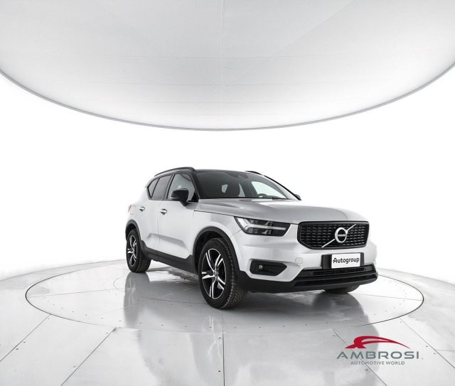 VOLVO XC40 usata 1