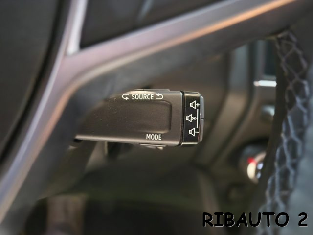 RENAULT Clio usata, con Bluetooth