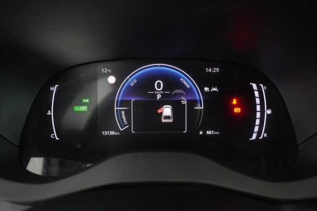 TOYOTA Yaris Cross usata 6