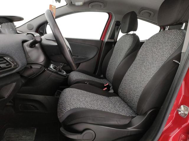 LANCIA Ypsilon usata, con Autoradio