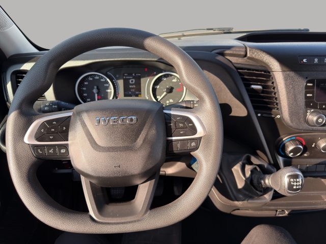 IVECO Daily usata 9