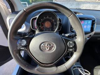 TOYOTA Aygo usata, con USB