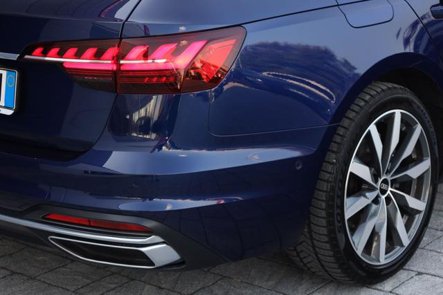 AUDI A4 usata, con Sistema di parcheggio automatico