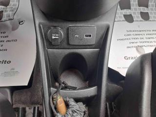 LANCIA Ypsilon usata, con Autoradio