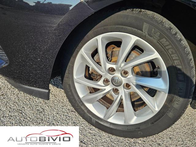 OPEL Astra usata, con Touch screen