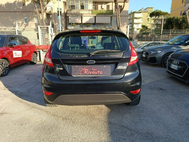 FORD Fiesta usata, con Lettore CD