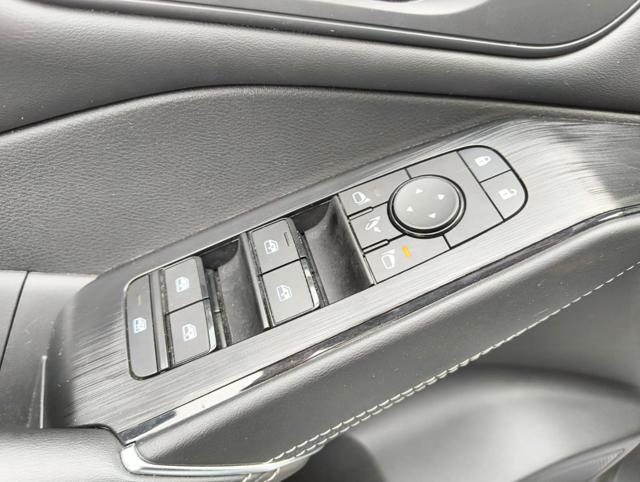NISSAN Qashqai usata, con Controllo trazione