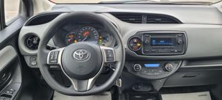 TOYOTA Yaris usata, con Fendinebbia